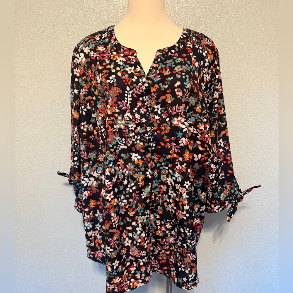 Catherines‎ Multicolor Floral Top with Tie Sleeves